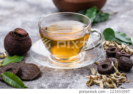 Different pressed Chinese pu-erh tea 121031097