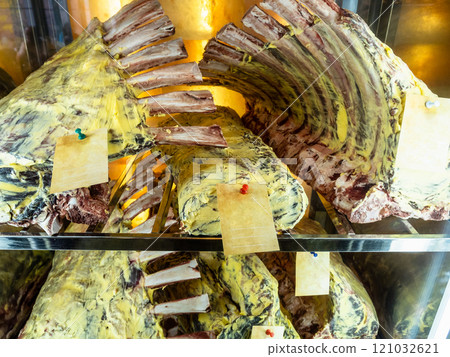 raw beef ribs in dry aged steak refrigerator raw beef ribs in dry aged steak refrigerator 121032621