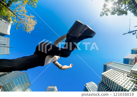 跳的女商人 121038019