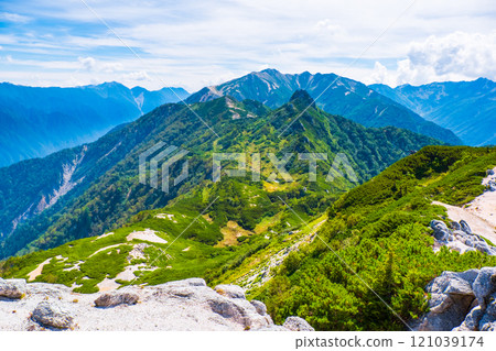 Climbing Mt. Eboshi and Mt. Minamizawa in summer (view of Mt. Eboshi from the summit of Mt. Minamizawa) 121039174