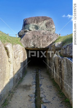 Ishibutai Tomb, a special national historic site (Asuka Village, Nara Prefecture) 121039728