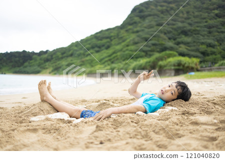 喜歡游泳的孩子 121040820