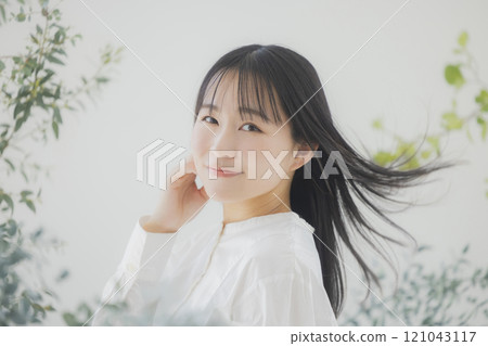 Hair care image for young women Hair care image for young women 121043117