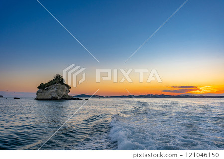Matsushima, one of Japan's Three Most Scenic Spots, Island Tour, Matsushima Bay Circumnavigation "Niomaru Course" Mizushima 121046150