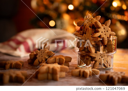 Christmas snow cookies Christmas snow cookies 121047069