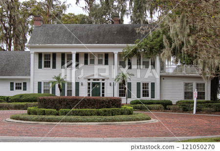 Historic Colonial Style Mansion House Located in Orlando Florida 121050270