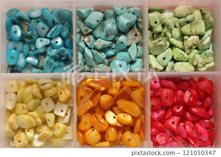 Container of Natural Stone Bead Chips For Jewelry Making 121050347