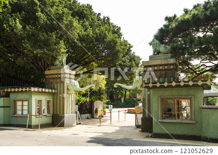 The old gate of Hsinchu Zoo, established in the Japanese colonial, the zoo is the oldest in Taiwan. The old gate of Hsinchu Zoo, established in the Japanese colonial, the zoo is the oldest in Taiwan. 121052629