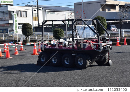 兩棲越野車 121053400