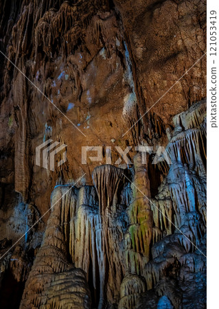 秋吉堂水母瀑布攀爬【山口縣美你市】 121053419