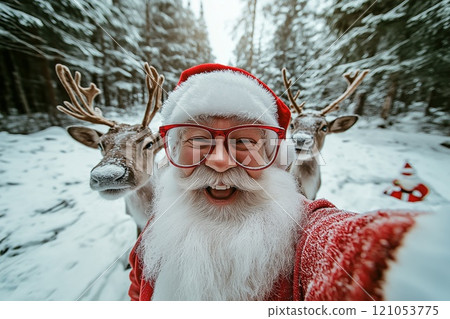 Santa Claus and reindeers 121053775