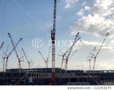 大型起重機施工 大型起重機施工 121058275