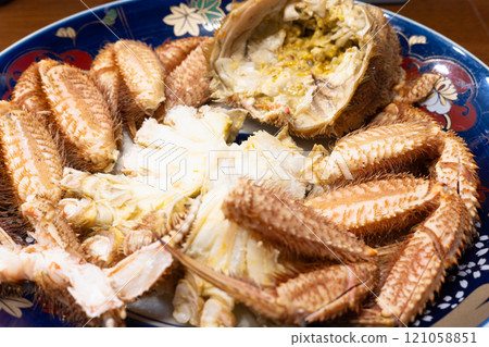 Delicious Hokkaido hairy crab 121058851