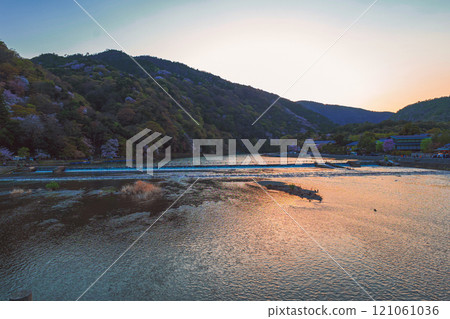 京都嵐山黃昏景色 京都嵐山黃昏景色 121061036