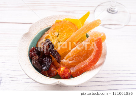 乾果混合(適合搭配白酒的點心) 乾果混合(適合搭配白酒的點心) 121061886