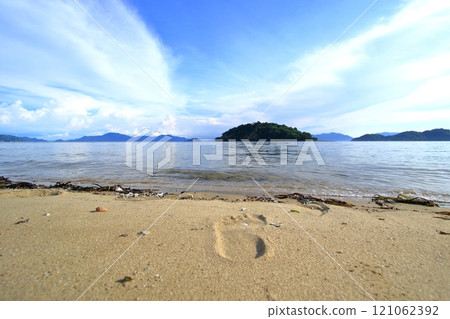 Gentle Seto Inland Sea 121062392