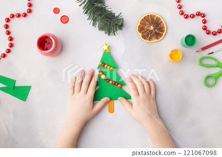 Paper Christmas tree with colourful beads kids paper craft ideas for kindergarten Paper Christmas tree with colourful beads kids paper craft ideas for kindergarten 121067098