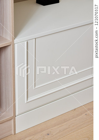 Explore the Stylish and Modern Baseboard Featuring an Elegant and Timeless Design Explore the Stylish and Modern Baseboard Featuring an Elegant and Timeless Design 121070317