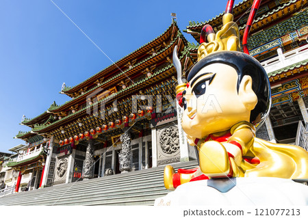Building view of the Sunfong (Sanfeng) Temple in Kaohsiung, Taiwan, enshrined to the Neza (also known as Marshal of the Central Altar). Building view of the Sunfong (Sanfeng) Temple in Kaohsiung, Taiwan, enshrined to the Neza (also known as Marshal of the Central Altar). 121077213