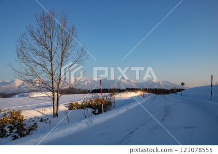 Snowy Mountains and Aozora 121078555