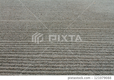 Dry Landscape Wave Pattern 121079088