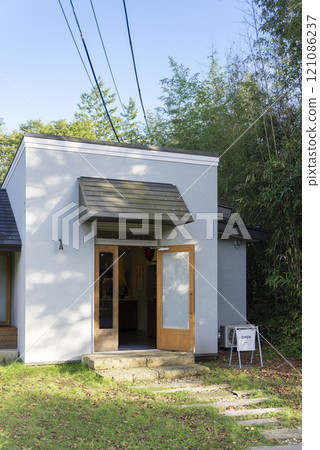 [Vertical photo] MIDI, a park cafe in Akiu Onsen 121086237