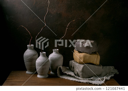 raw clay of different colors 121087441