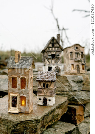 Trend ceramic houses 121087480