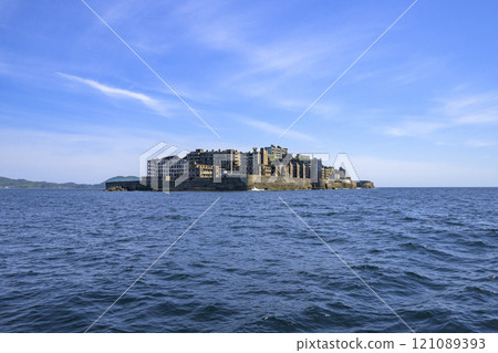 從海上看到的軍艦島（端島煤礦） 121089393