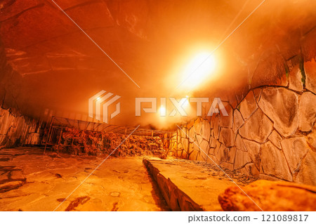 [Atami City, Shizuoka Prefecture] Inside Hashiriyu 121089817