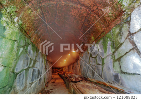 [Atami City, Shizuoka Prefecture] Inside Hashiriyu 121089823