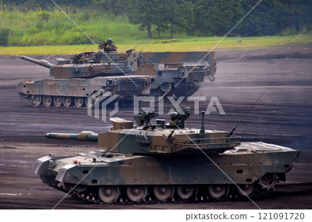 中部日本陸上自衛隊富士學校紀念活動 90式戰車為90式戰車搶救車提供支援與支援 靜岡縣小山町 中部日本陸上自衛隊富士學校紀念活動 90式戰車為90式戰車搶救車提供支援與支援 靜岡縣小山町 121091720