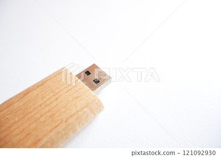 Wooden flash disk. It has vintage and aesthetic shapes and colors. 121092930