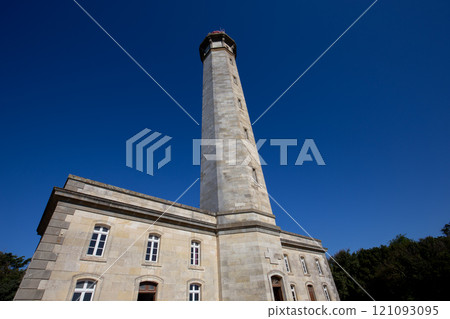 Phare des baleines, whale lighthouse,  ile de Re island, france 121093095