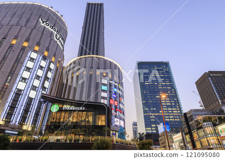 大阪梅田的聖誕彩燈(大阪市北區梅田) 大阪梅田的聖誕彩燈(大阪市北區梅田) 121095080