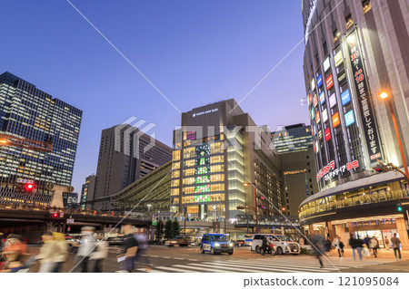 大阪站聖誕彩燈（大阪市北區梅田） 121095084