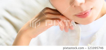 在工作室拍攝的肖像集 121095746