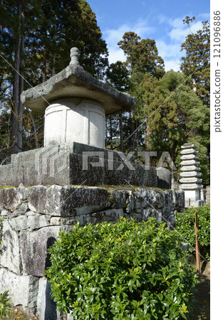 滋賀縣大津坂本完武天皇比叡山紀念塔 滋賀縣大津坂本完武天皇比叡山紀念塔 121096886