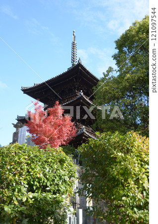 京都市左京區Konkai Komyoji Temple 三重塔黑谷 京都市左京區Konkai Komyoji Temple 三重塔黑谷 121097544