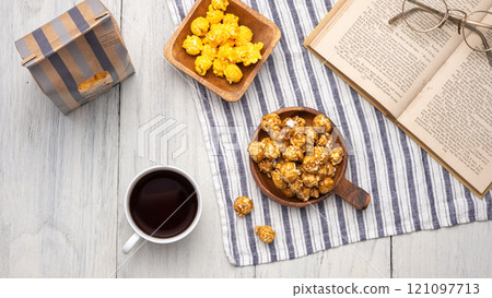 Delicious looking popcorn Delicious looking popcorn 121097713