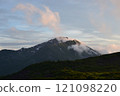 雲平未開發地區的黃昏 121098220