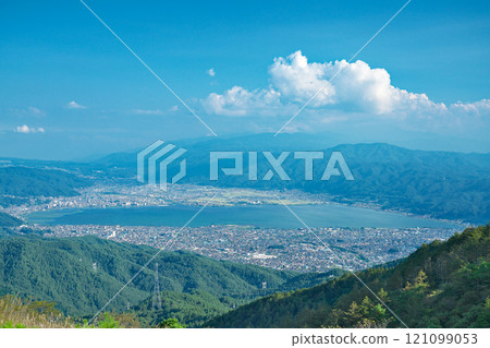 [Lake Suwa from Takabocchi Plateau] Shiojiri City, Nagano Prefecture 121099053