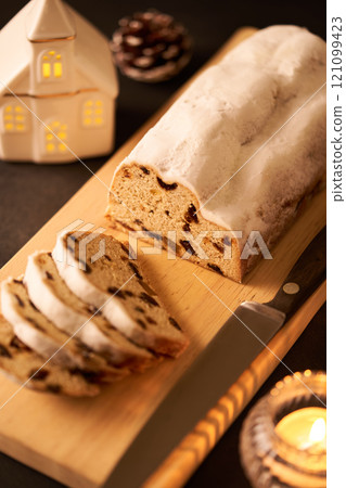 德式聖誕蛋糕 121099423