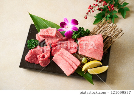 Assorted Japanese beef for yakiniku Assorted Japanese beef for yakiniku 121099857