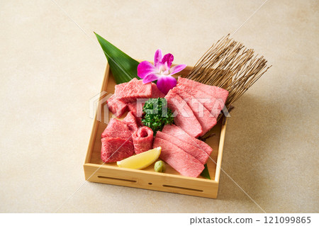 Assorted Japanese beef for yakiniku Assorted Japanese beef for yakiniku 121099865