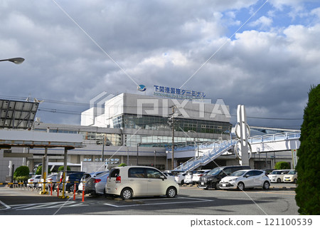 [Shimonoseki City, Yamaguchi Prefecture] Scenery of Shimonoseki Port International Terminal 121100539