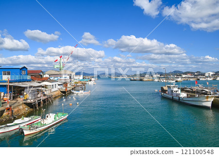 [Shimonoseki City, Yamaguchi Prefecture] Scenery of Haedōmari Port 121100548