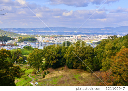 從天石山展望台/橛原市區（奈良縣飛鳥村）眺望的景色 121100947