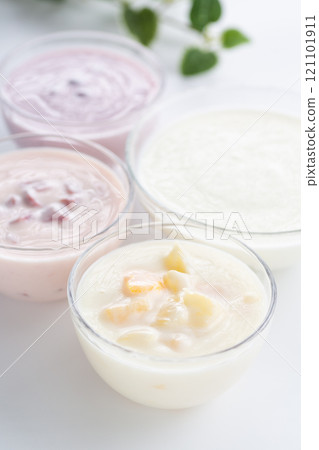 Various yogurts 121101911