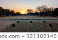 朝陽升起的冬季公園② 121102140